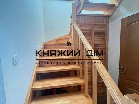 будинок за адресою с. Яблунівка, Паркова, 1