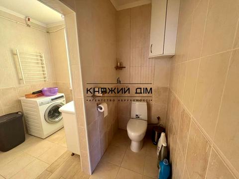 будинок за адресою с. Яблунівка, Паркова, 1