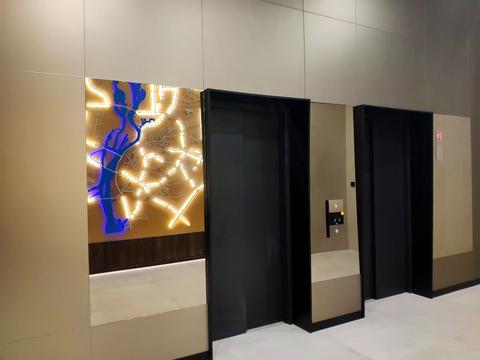 комерційна за адресою Василя Стуса вул., 35-А