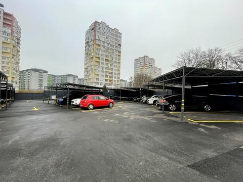 паркомісце за адресою Миколи Сингаївського вул. (Ново-Оскольська), 1-Л