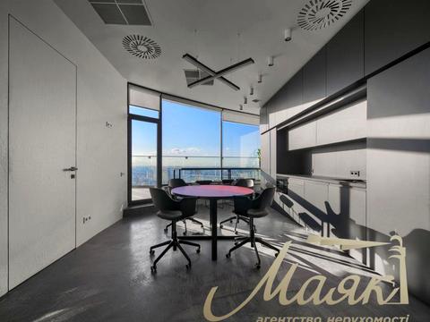 коммерческая по адресу Кловский спуск (Кловський), 7a