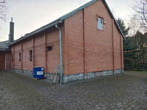 комерційна за адресою Олександра Олеся вул., 1