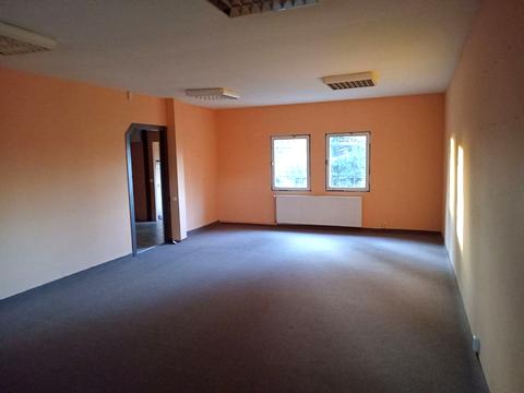 комерційна за адресою Олександра Олеся вул., 1