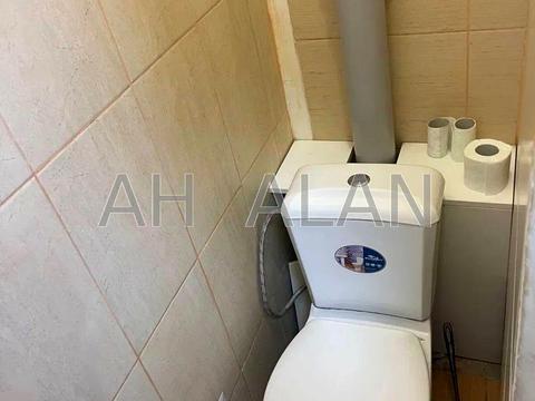 комерційна за адресою Богдана Хмельницького вул., 10А