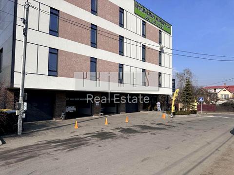 коммерческая по адресу Промислова вул., 2