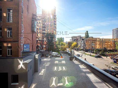 комерційна за адресою Паньківська вул., 20/82