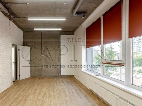 комерційна за адресою Паньківська вул., 20/82