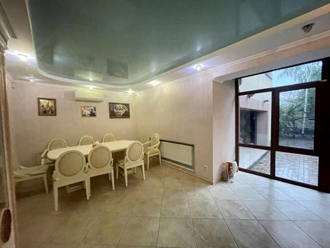 будинок за адресою Полуничний пров.