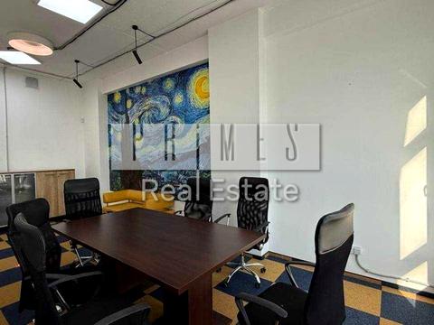 комерційна за адресою Кловський узвіз, 7