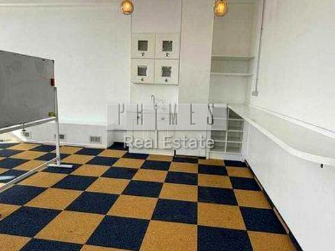 комерційна за адресою Кловський узвіз, 7