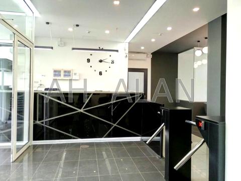 комерційна за адресою Георгія Тороповського вул. (Івана Дубового), 2