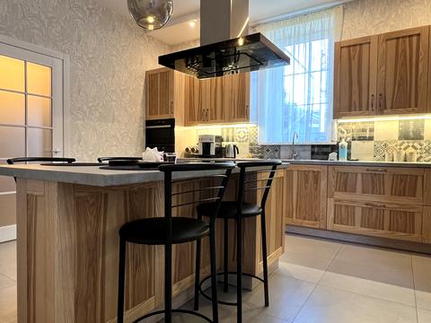 дом по адресу Юрія Мушкетика ул. (Натана Рыбака)