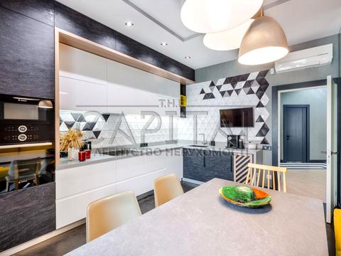 квартира за адресою Київ, Саперне Поле вул., 12