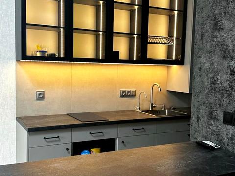 квартира по адресу Вице-адмирала Азарова ул. (Вице-адмирала Азарова), 8а