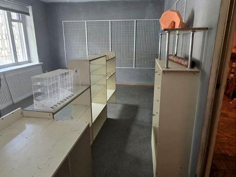 комерційна за адресою Науки просп. (Леніна), 27/23