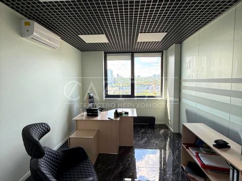 коммерческая по адресу Антоновича ул. (Горького), 74