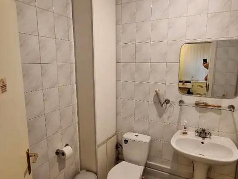 комерційна за адресою Шевченка вул., 18