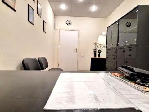 комерційна за адресою Шевченка вул., 18