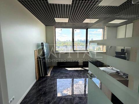 коммерческая по адресу Антоновича ул. (Горького), 74/78