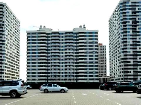 квартира за адресою Олександра Олеся вул., (Будинок 10.7)