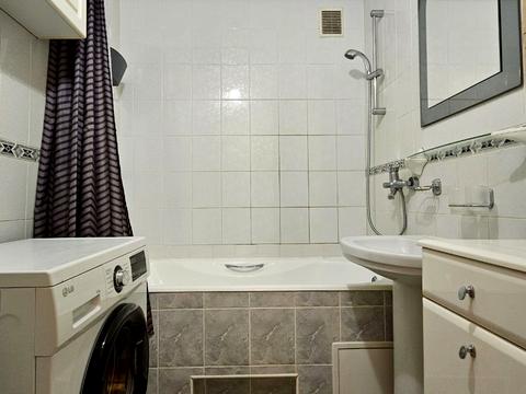 квартира за адресою Драгоманова вул., 17