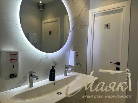 коммерческая по адресу Антоновича ул. (Горького), 74