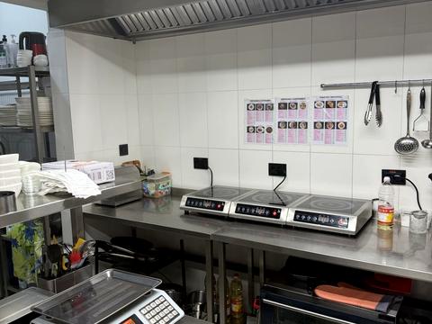 комерційна за адресою Юрія Кондратюка вул., 5