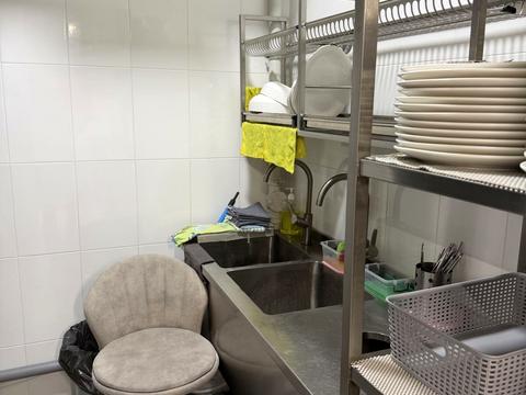 комерційна за адресою Юрія Кондратюка вул., 5