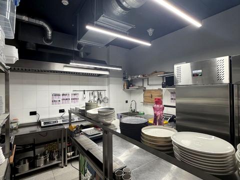 комерційна за адресою Юрія Кондратюка вул., 5