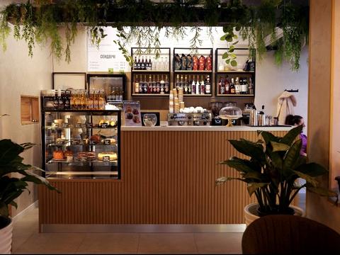 комерційна за адресою Юрія Кондратюка вул., 5