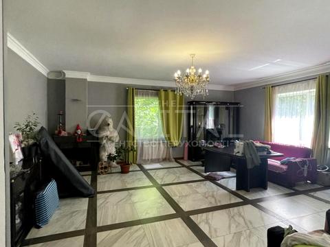 будинок за адресою Клінічна вул., 17