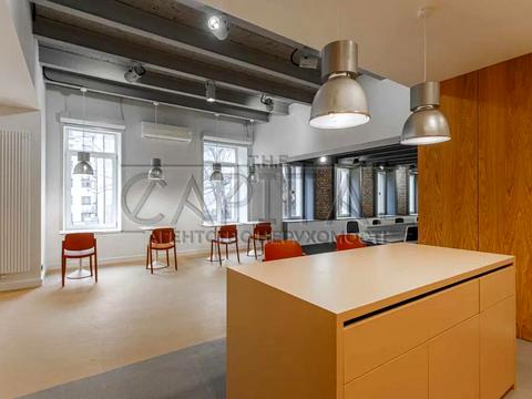 комерційна за адресою Київ, Тараса Шевченка бульв., 48-Б