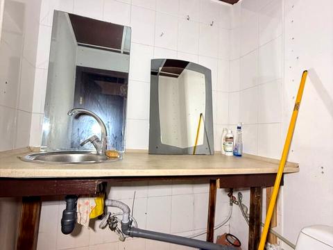 коммерческая по адресу Амосова, 22