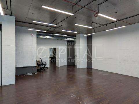 комерційна за адресою Київ, Предславинська вул., 55