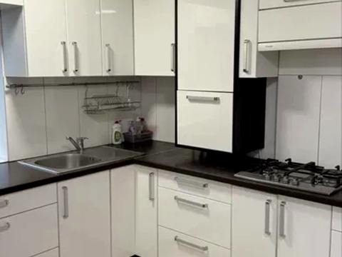 будинок за адресою 2-й Миколи Хвильового пров. (2-й Бестужева)