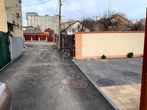 будинок за адресою Товарна вул., 24