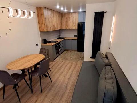 квартира за адресою Залізнична вул., 9Б