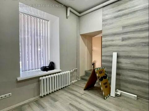 комерційна за адресою Михайлівська вул., 24/11