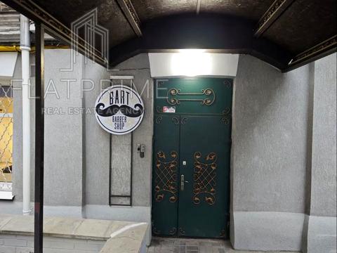 комерційна за адресою Михайлівська вул., 24/11