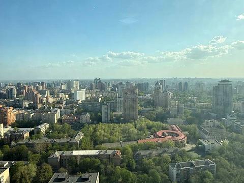 комерційна за адресою Кловський узвіз (Кловський), 7a