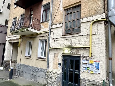 комерційна за адресою Олександра Кониського вул., 48