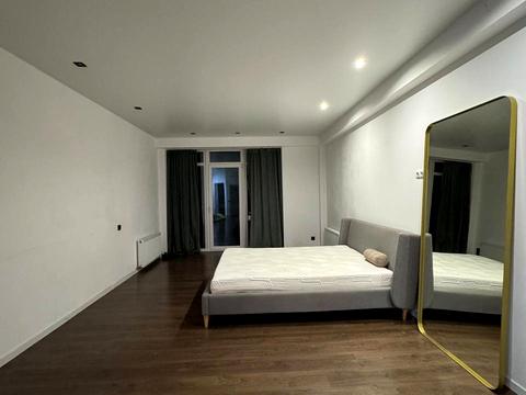 квартира за адресою Братів Бачинських вул. (Радищева), 30