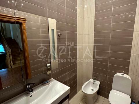 будинок за адресою Київ, Лесі Українки вул., 12