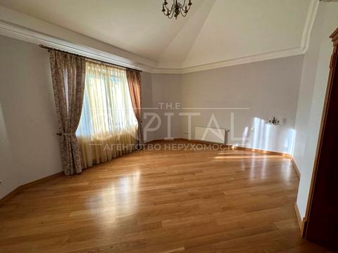 будинок за адресою Київ, Лесі Українки вул., 12