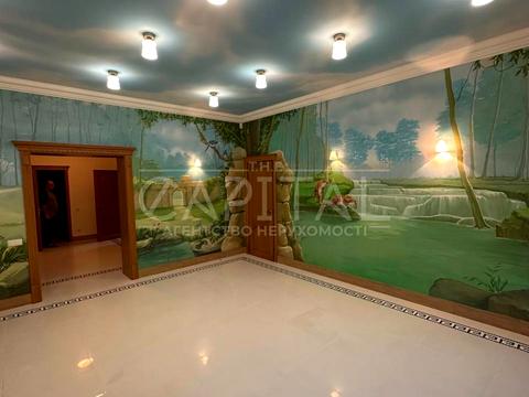 будинок за адресою Київ, Лесі Українки вул., 12