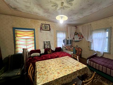 будинок за адресою Набережна, 10а