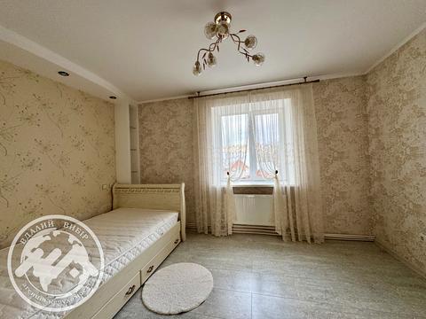 квартира за адресою Івана Миколайчука вул., 38а