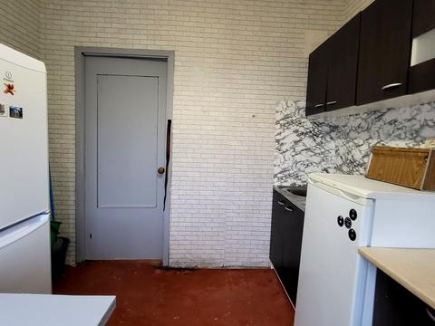 квартира за адресою Червоної Калини просп. (Володимира Маяковського), 18