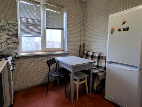 квартира за адресою Червоної Калини просп. (Володимира Маяковського), 18