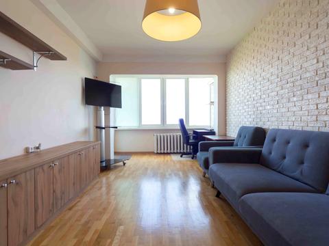 квартира за адресою Романа Ратушного вул. (Волгоградська), 5